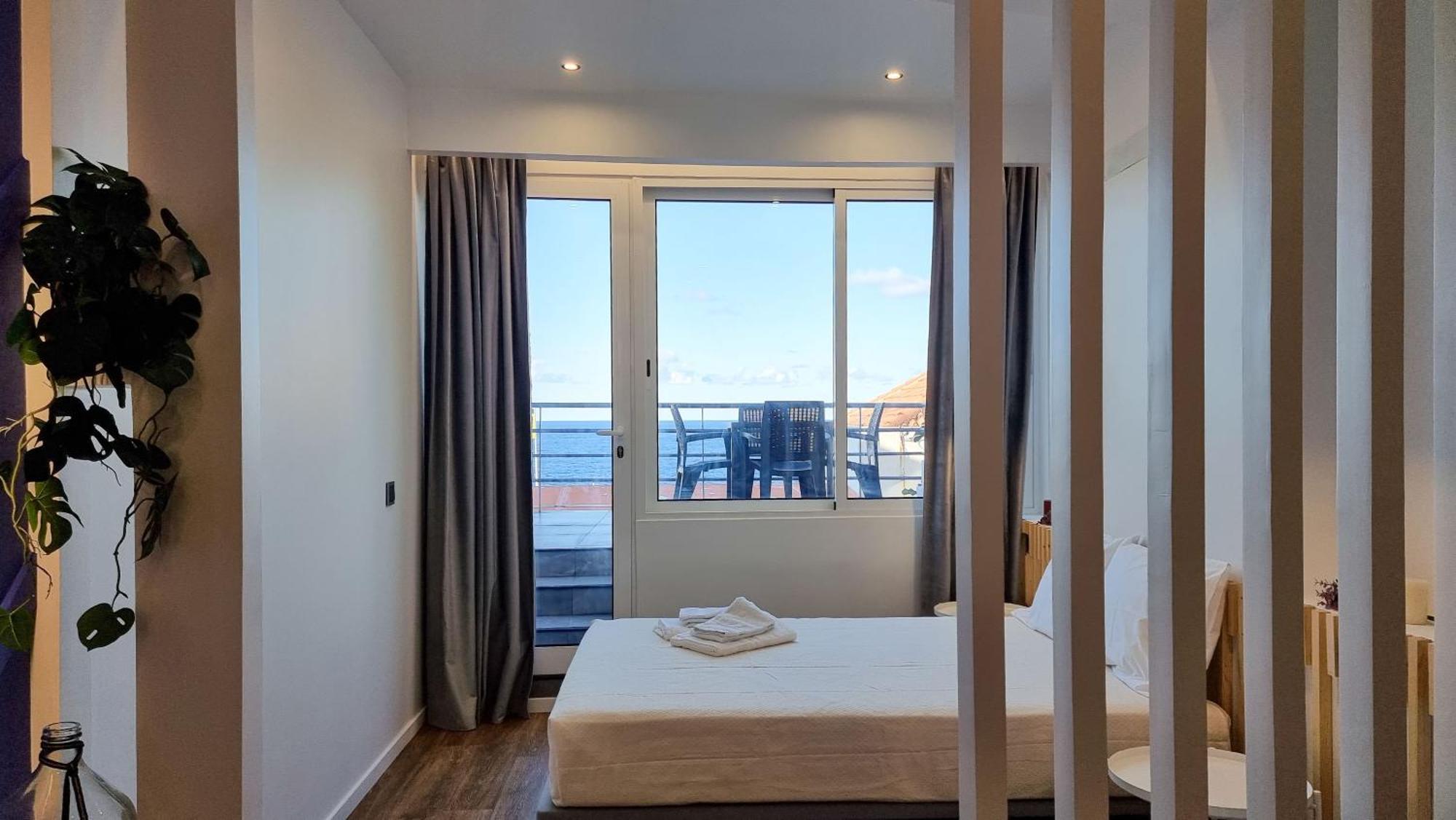 The Jolie - By The Ocean Appartement Porto Moniz